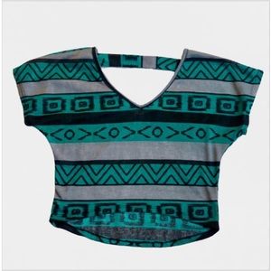 3/$15 Love J turquoise aztec-patterned crop-top